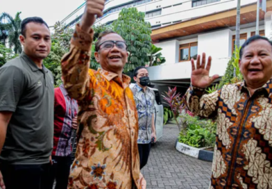 Prabowo Subianto dan Mahfud MD